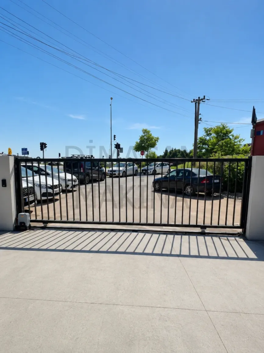 Otomatik Fabrika Giriş Kapısı